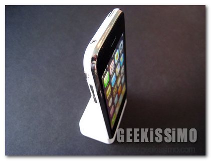 iPhone 3G: arriva l’Apple iPhone 3G Dock