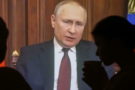 Catena social contro Putin: “Spegnete le luci, stasera alle 20 suoneranno tutte le campane”